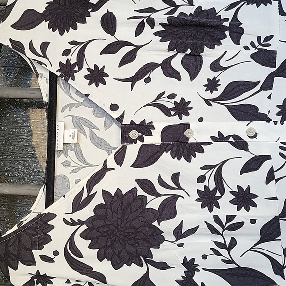 Floral Black and White Women's Dress - Picture 4 of 11